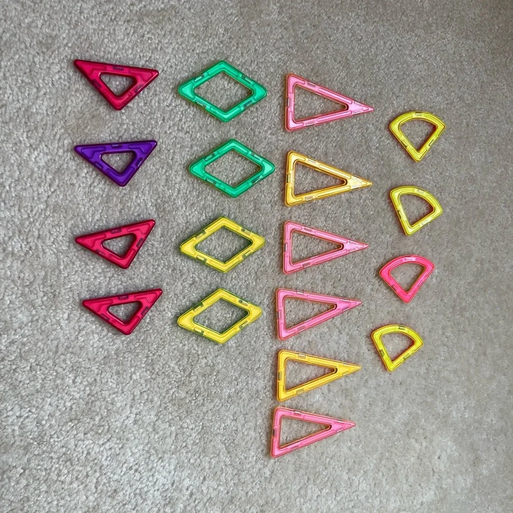 Magnetic Blocks - 90 Piece Set - With Tote Box
